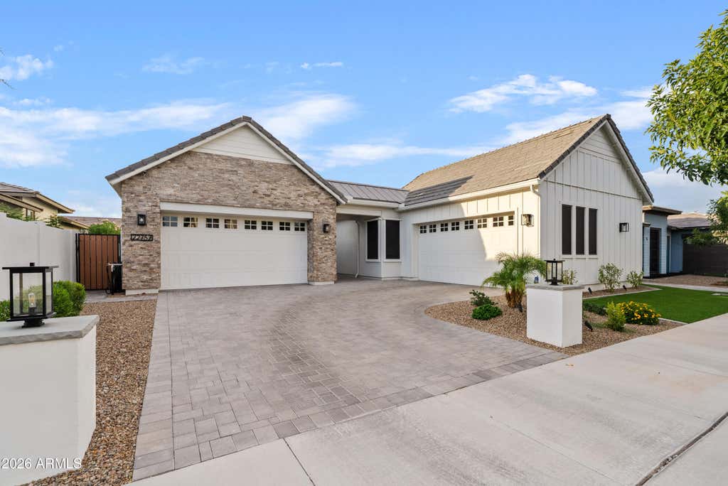 Photo of 22752 E Nightingale Road, Queen Creek, AZ 85142 (MLS # 7055123)