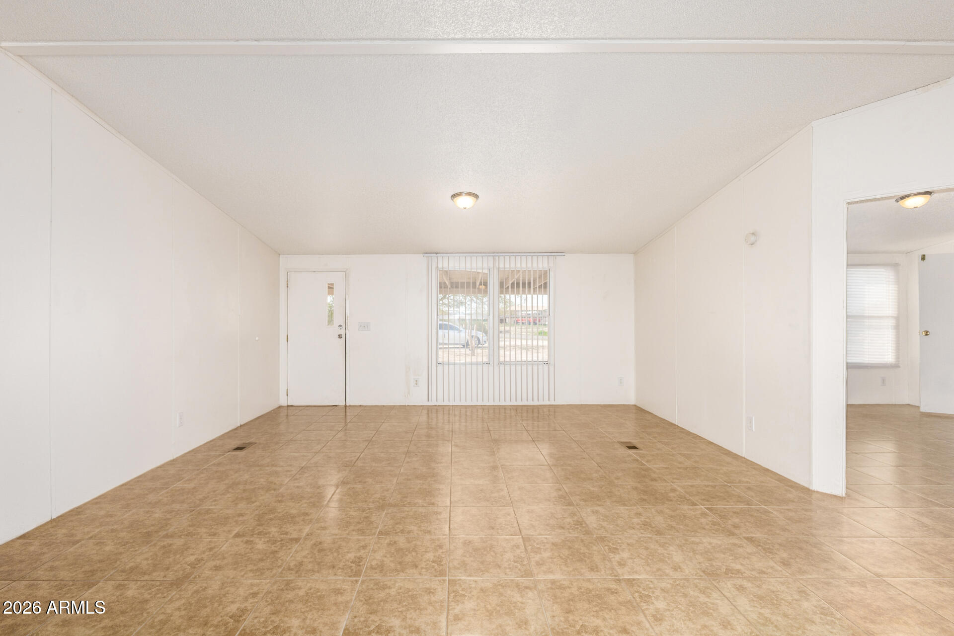 COMM @ NE COR OF SEC 12 5S-9E TH W 1042.26' TH S54 - Residential