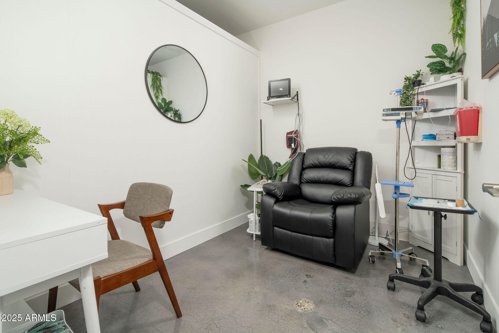 4750 N CENTRAL Avenue C-2