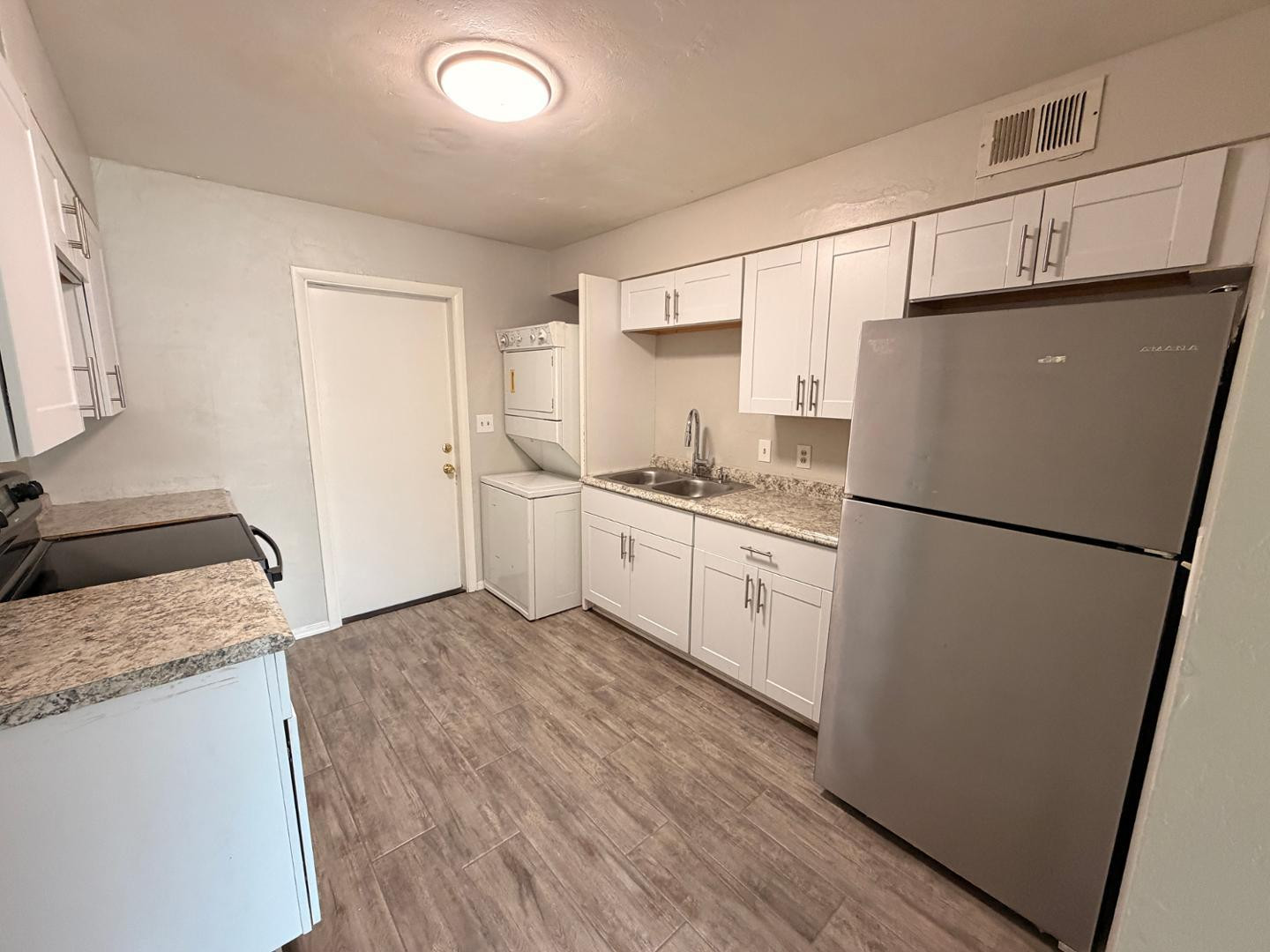 4837 E WILLETTA Street Apt 3