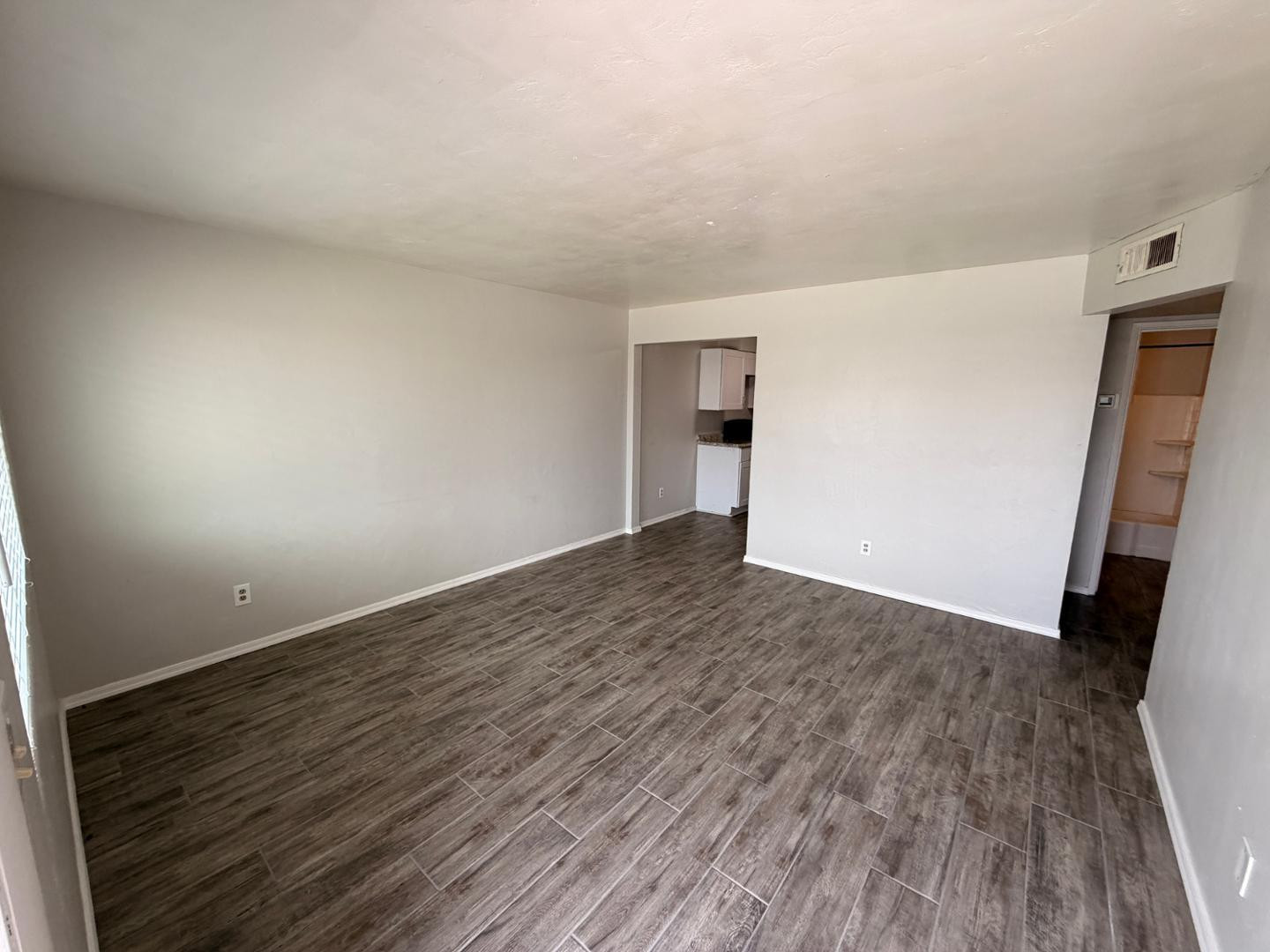 4837 E WILLETTA Street Apt 3