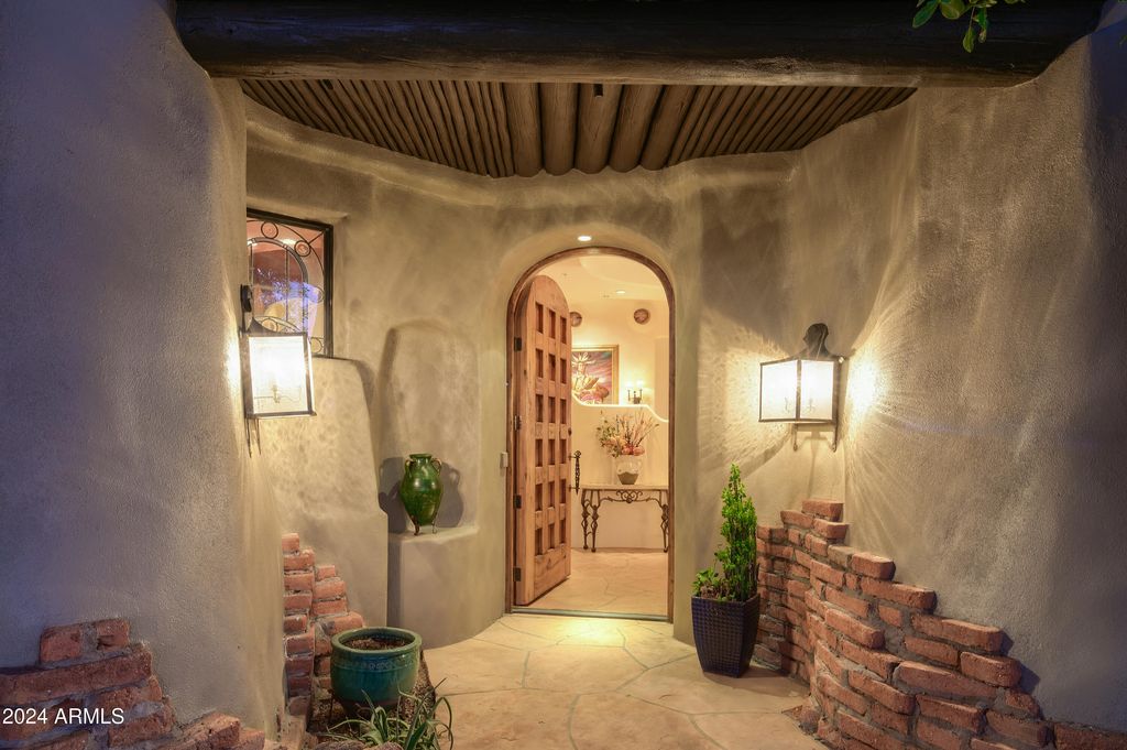 Photo of 9215 E Red Lawrence Drive, Scottsdale, AZ 85262 (MLS # 6949416)