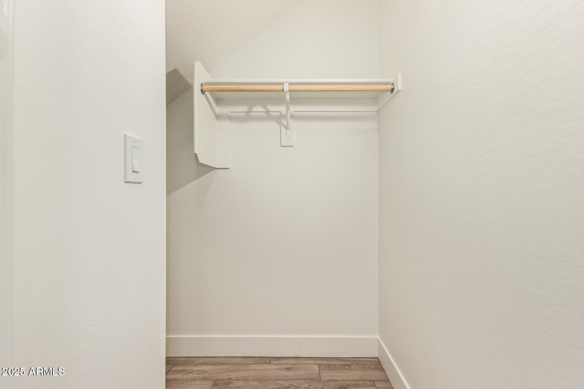 21486 E TIMBERLINE Road