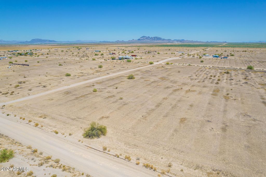 Photo of 0 S 539th Avenue #33, Tonopah, AZ 85354 (MLS # 6948689)