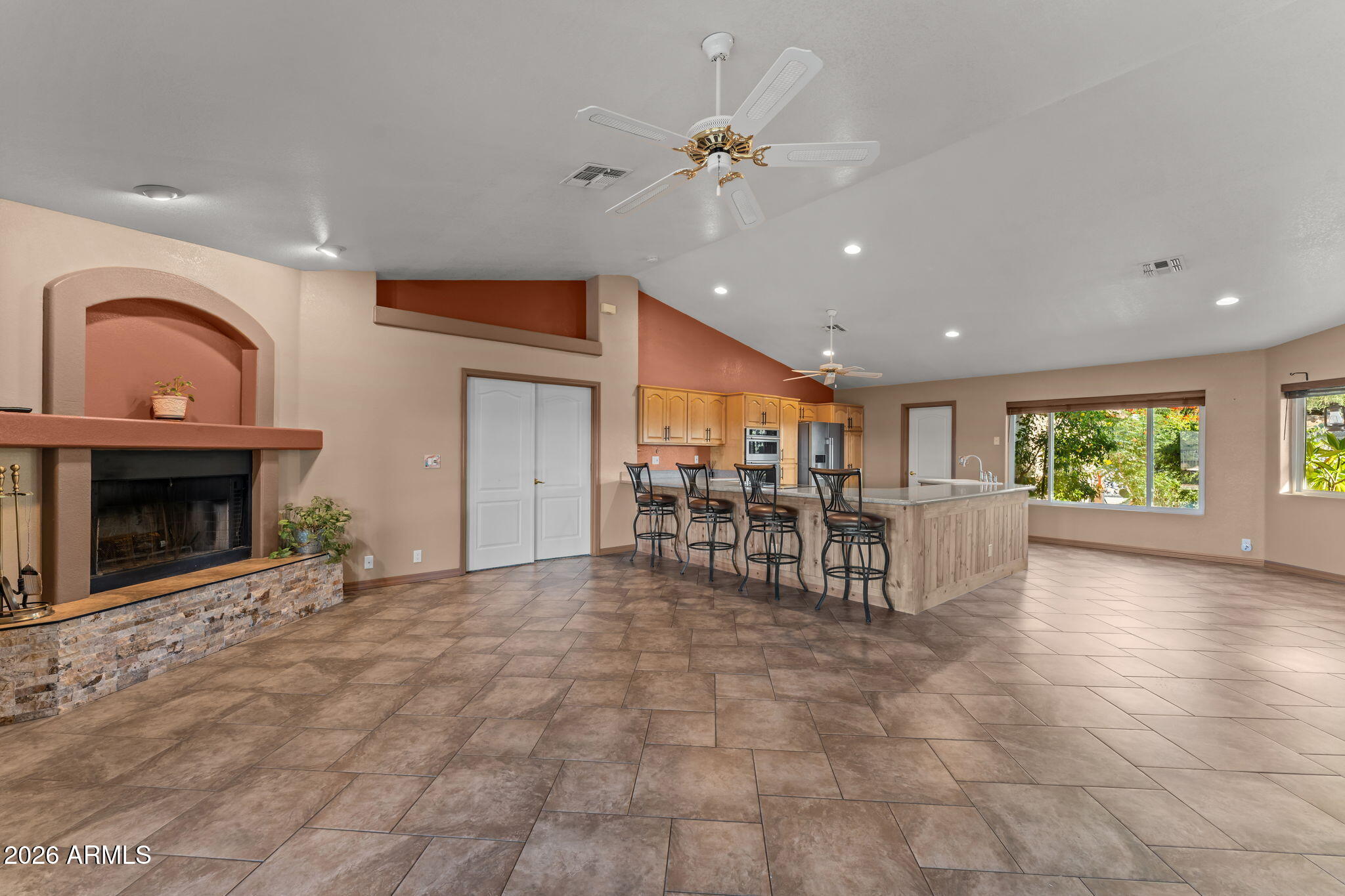 90 W TURTLEBACK Lane