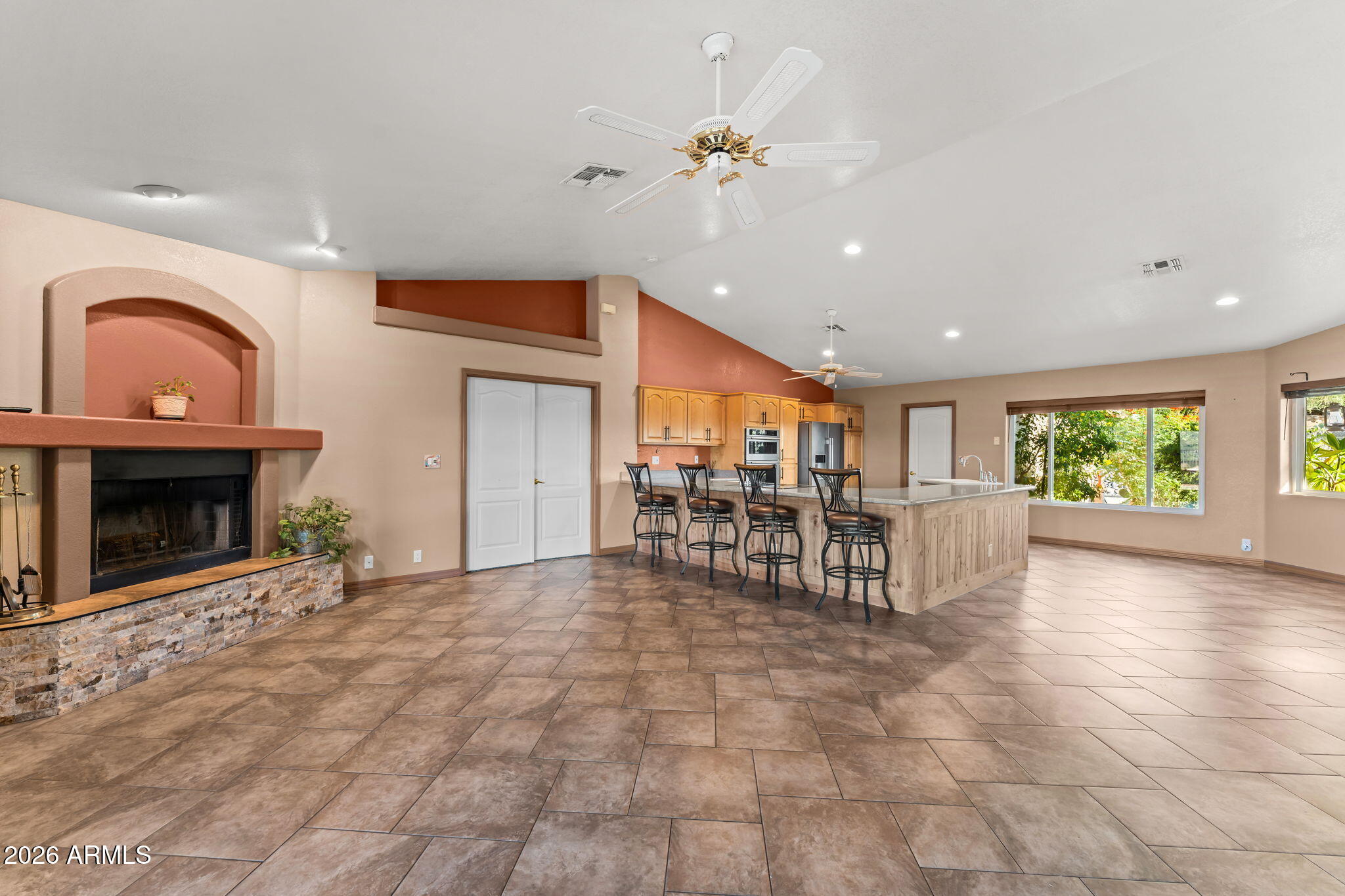 90 W TURTLEBACK Lane