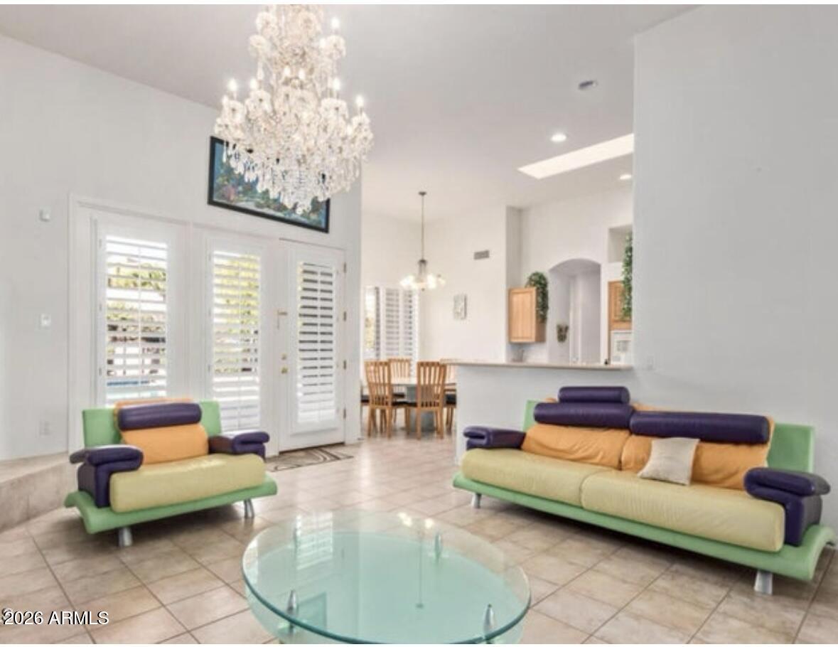 1420 E MICHELLE Drive