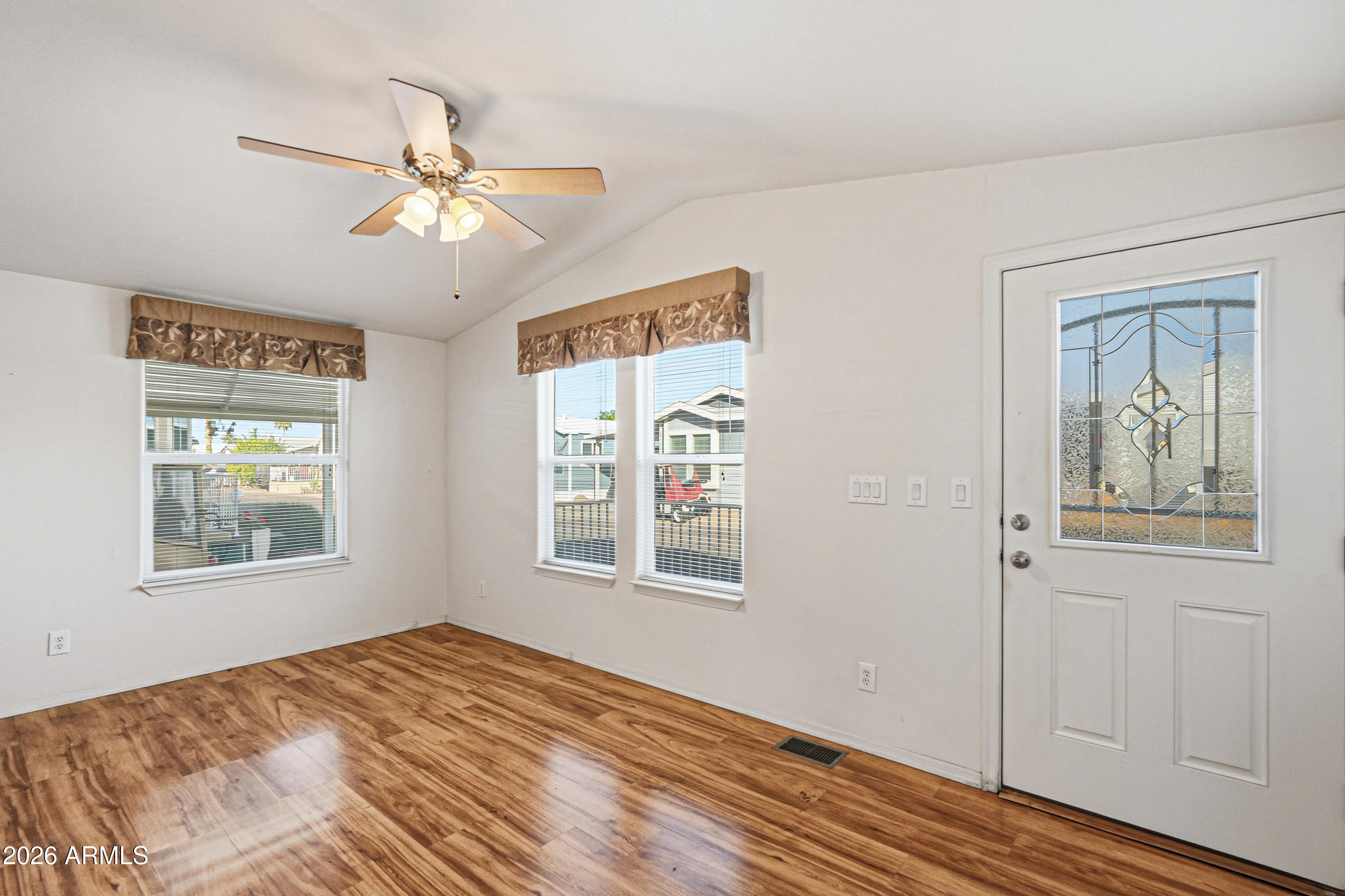 8700 E UNIVERSITY Drive 1629