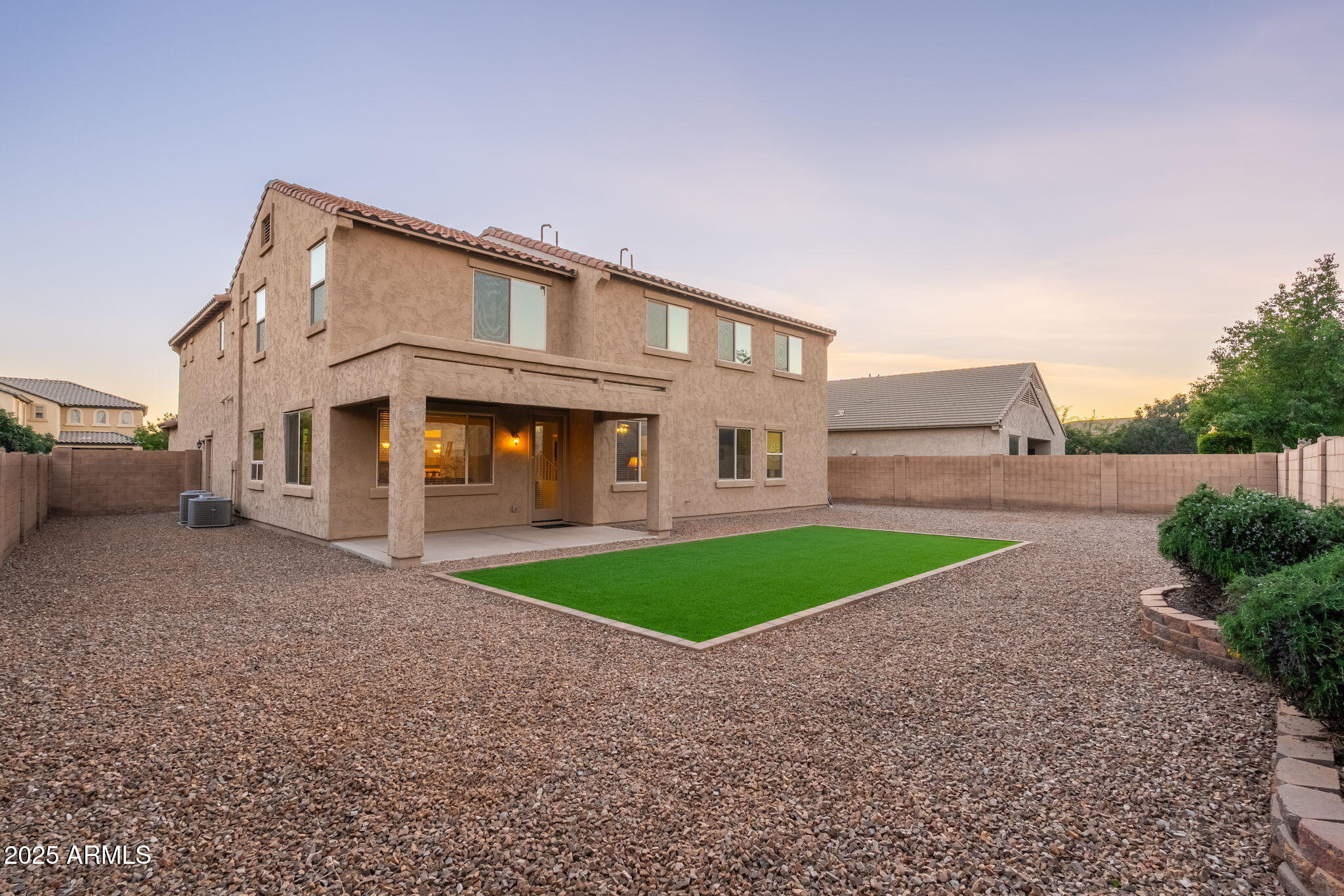 22162 E VIA DEL ORO --