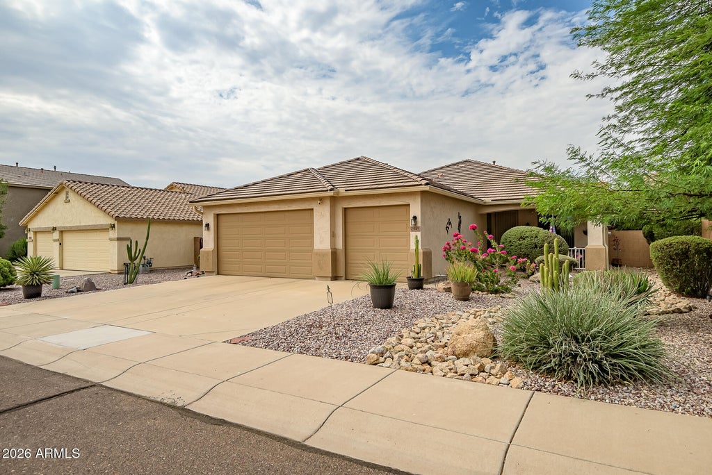 Photo of 2945 W Goldmine Mountain Drive, San Tan Valley, AZ 85144 (MLS # 7067828)