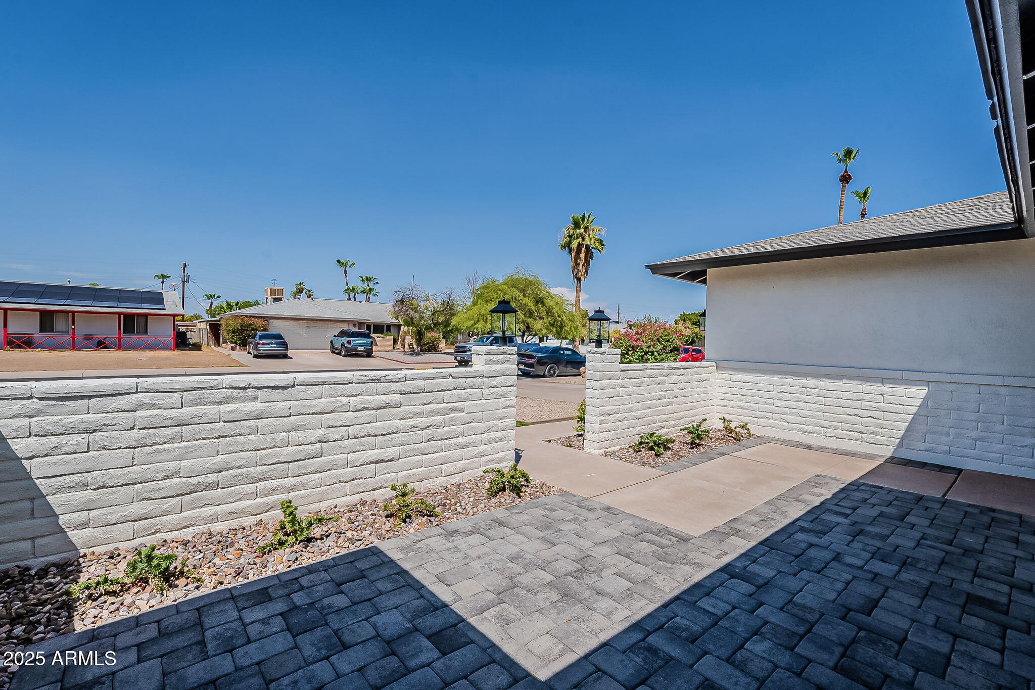 1261 E RIVIERA Drive