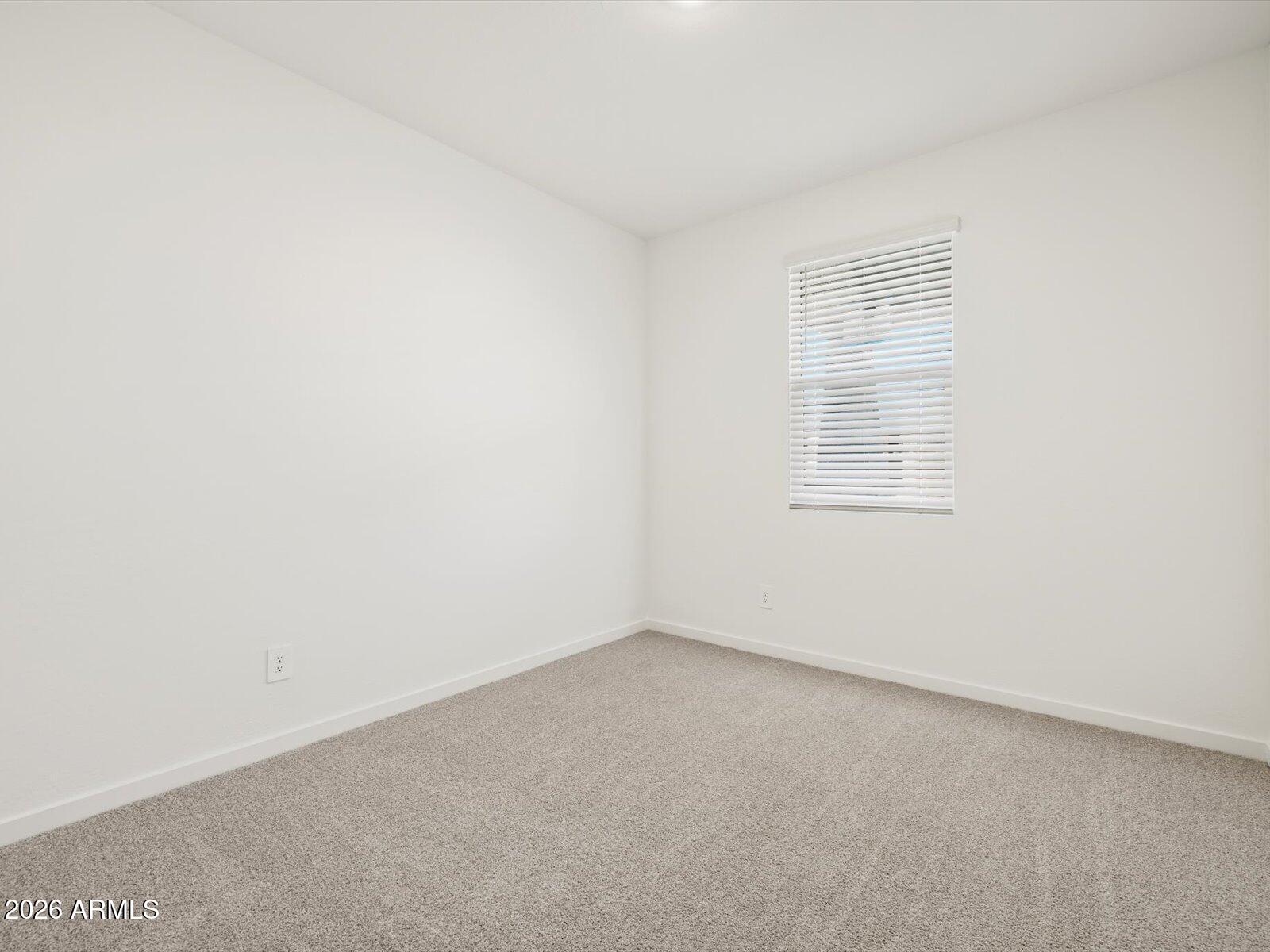 17641 W WOODLANDS Avenue