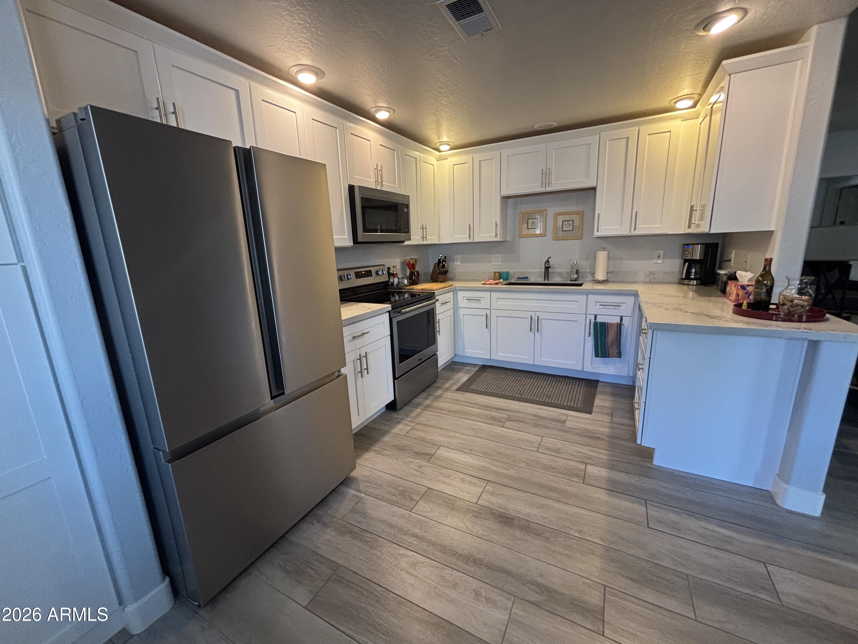 16801 N 94TH Street 1064