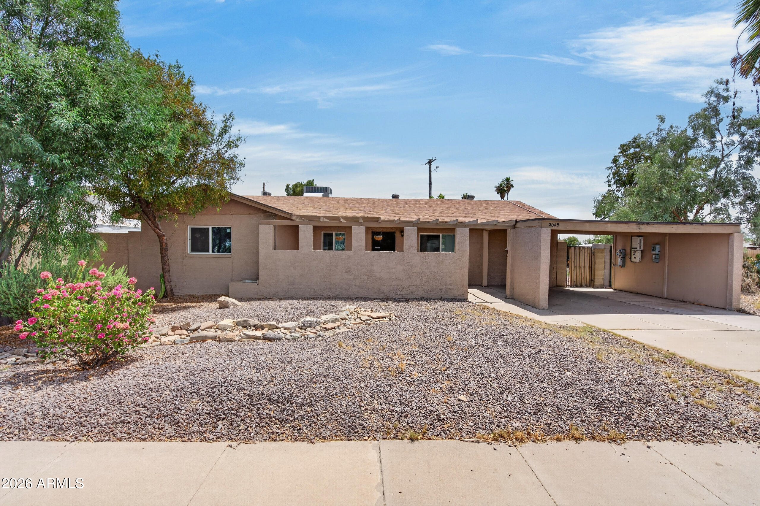 2049 W JOAN DE ARC Avenue