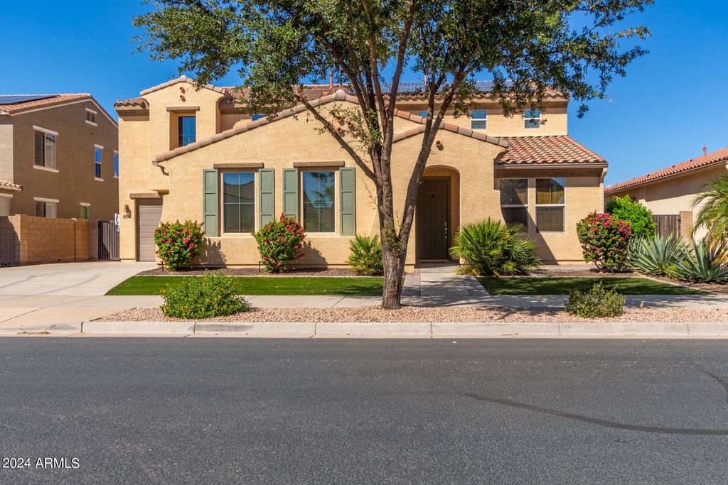 Photo of 20886 E Via De Arboles, Queen Creek, AZ 85142 (MLS # 6960929)