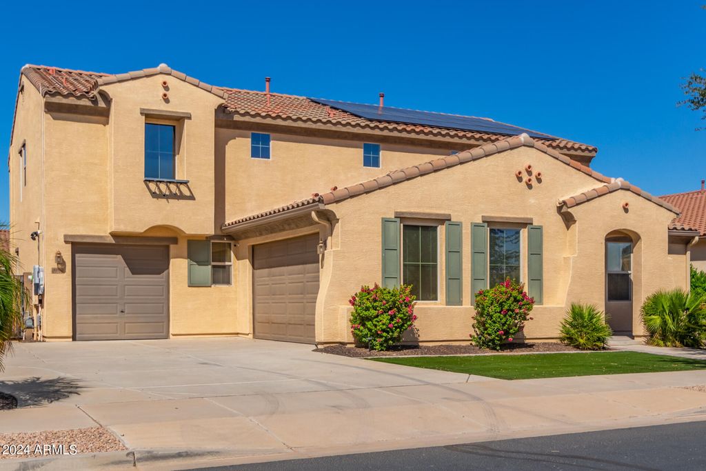 Photo of 20886 E Via De Arboles, Queen Creek, AZ 85142 (MLS # 6960929)