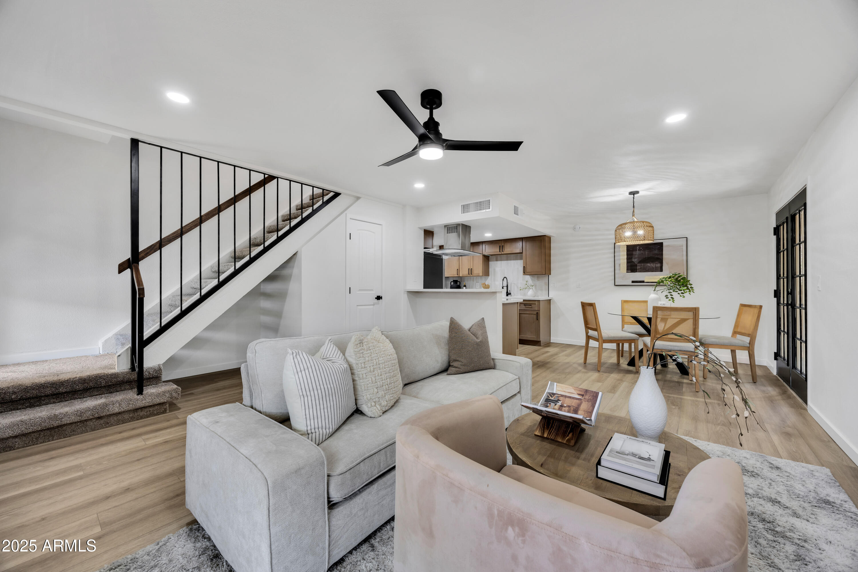 10419 N 10TH Place 2