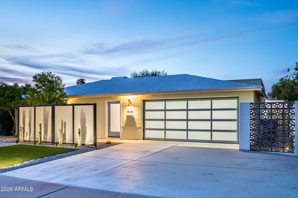 Photo of 7646 E Catalina Drive, Scottsdale, AZ 85251 (MLS # 7094725)
