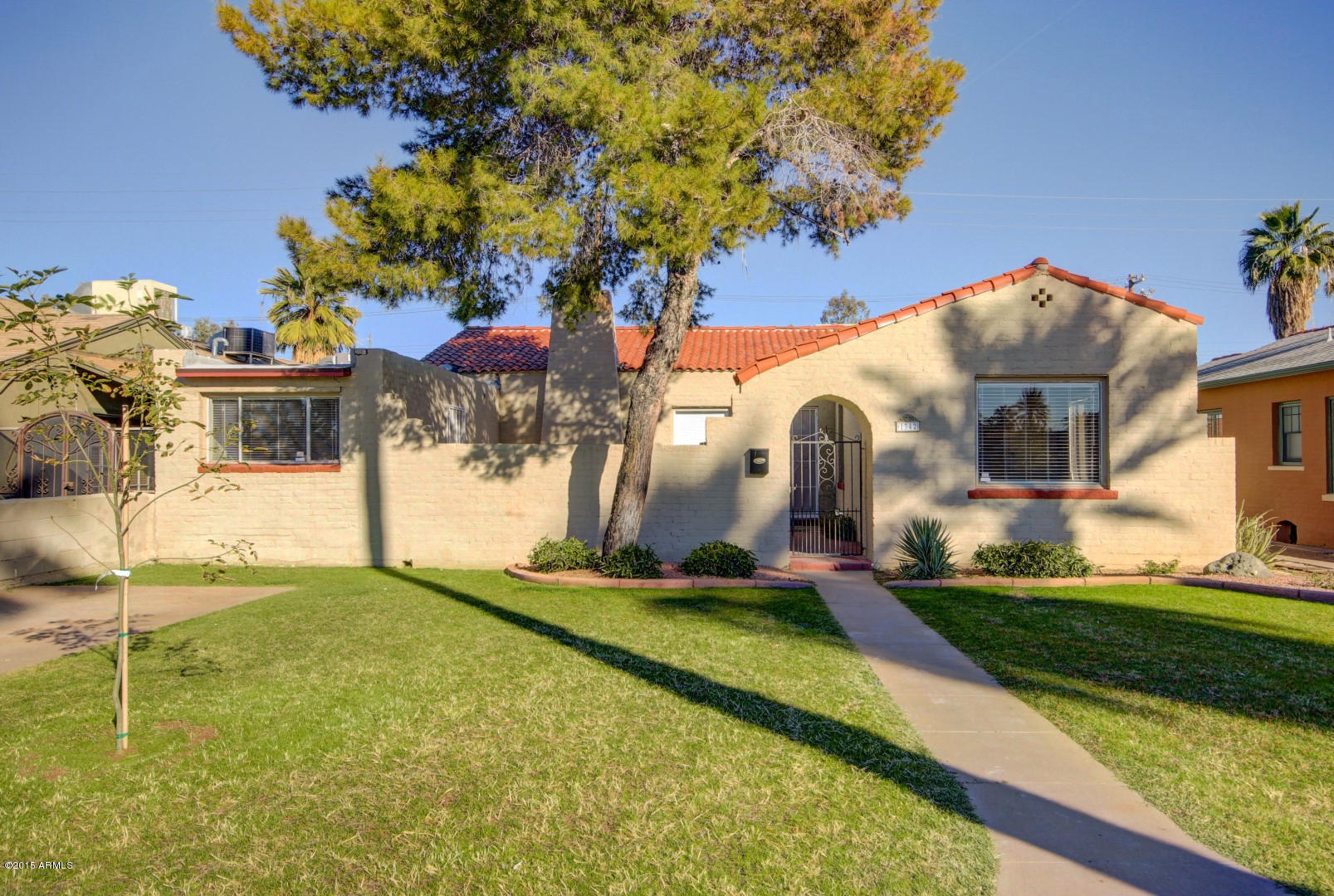 Photo 1 of 35 — 1342 W LYNWOOD Street, Phoenix, AZ 85007