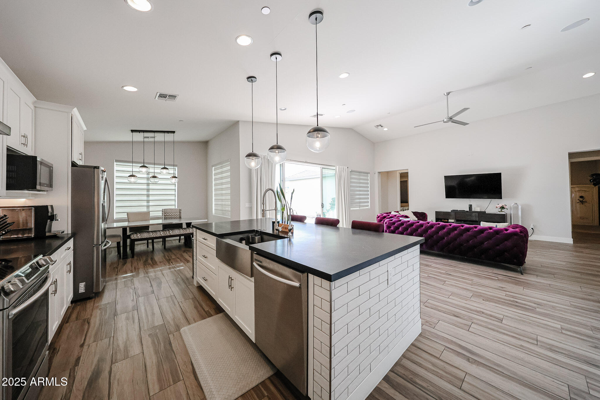 Scottsdale, Arizona 85251, United States, 4 Bedrooms Bedrooms, ,3 BathroomsBathrooms,Residential,Active,252696