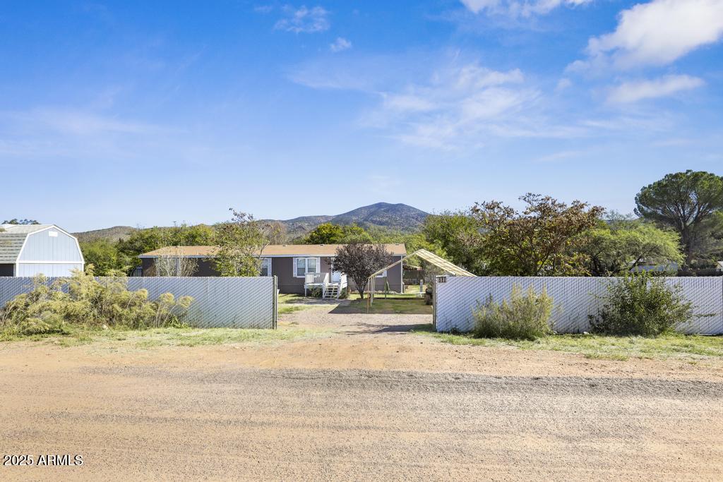 571 S TONTO CREEK Drive