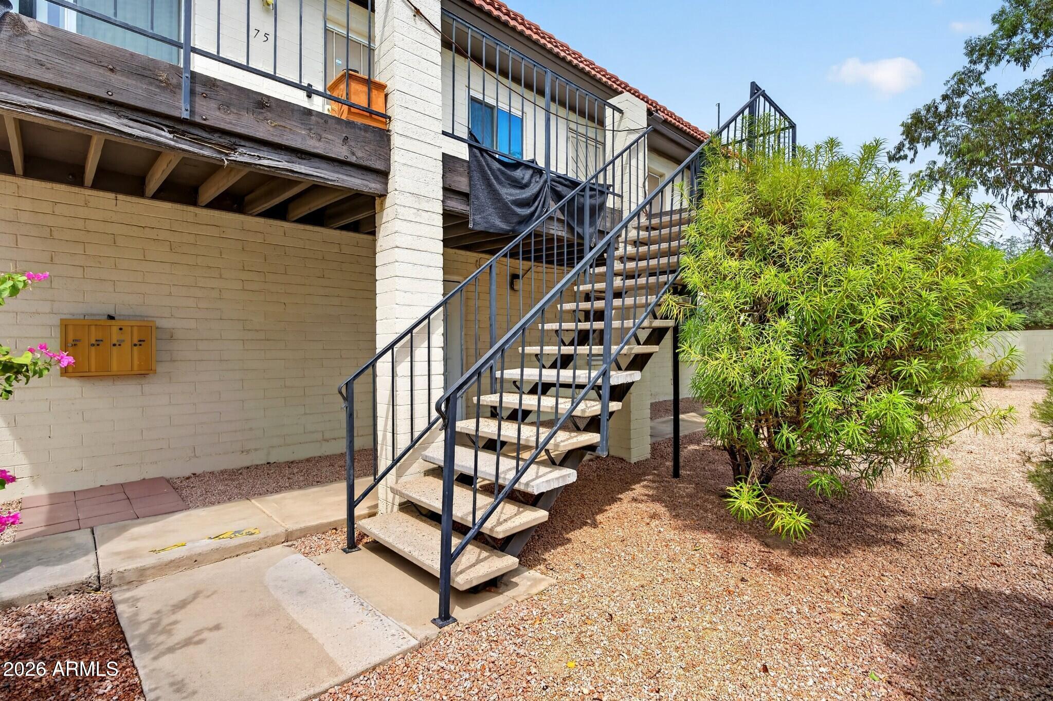 1916 W MORNINGSIDE Drive 74