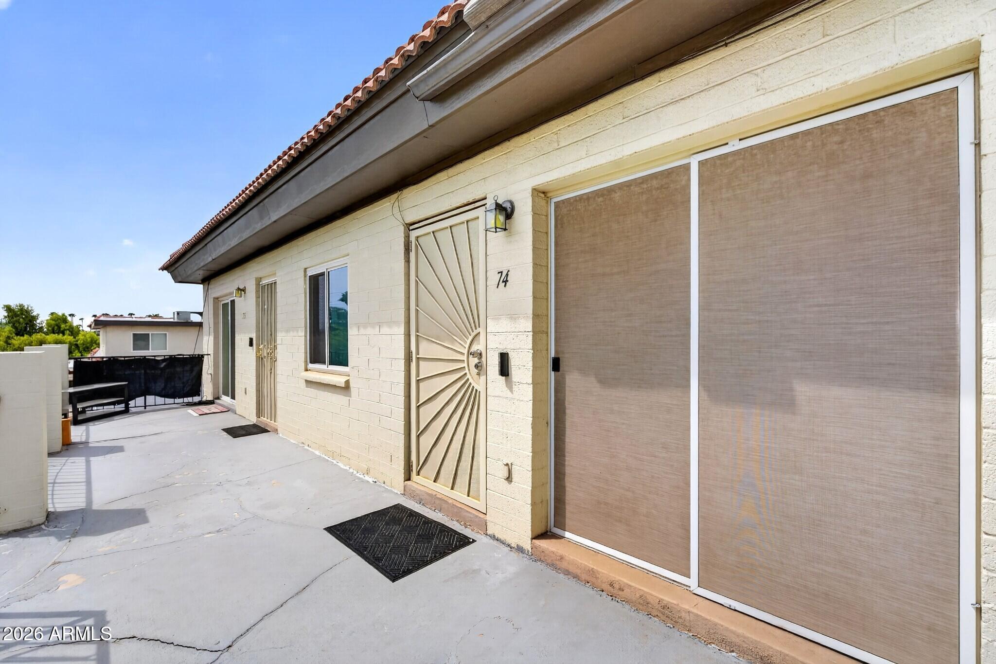 1916 W MORNINGSIDE Drive 74