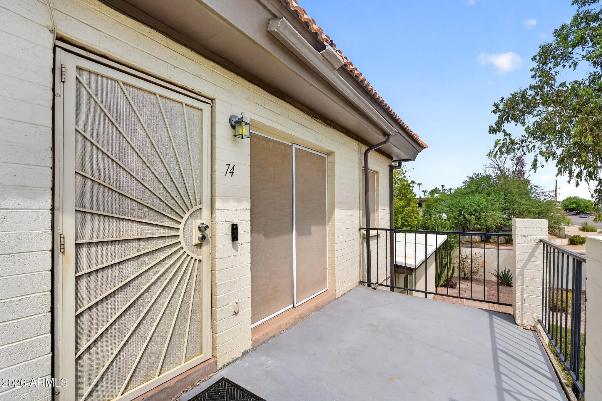 1916 W MORNINGSIDE Drive 74