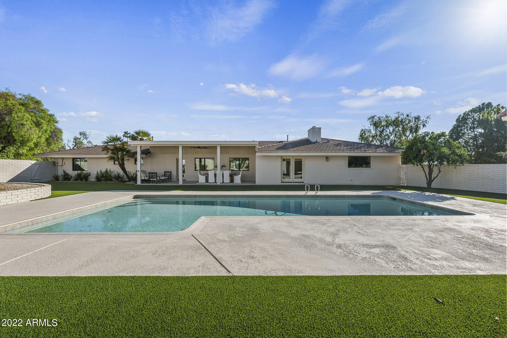 CAMELBACK SIERRA - Residential