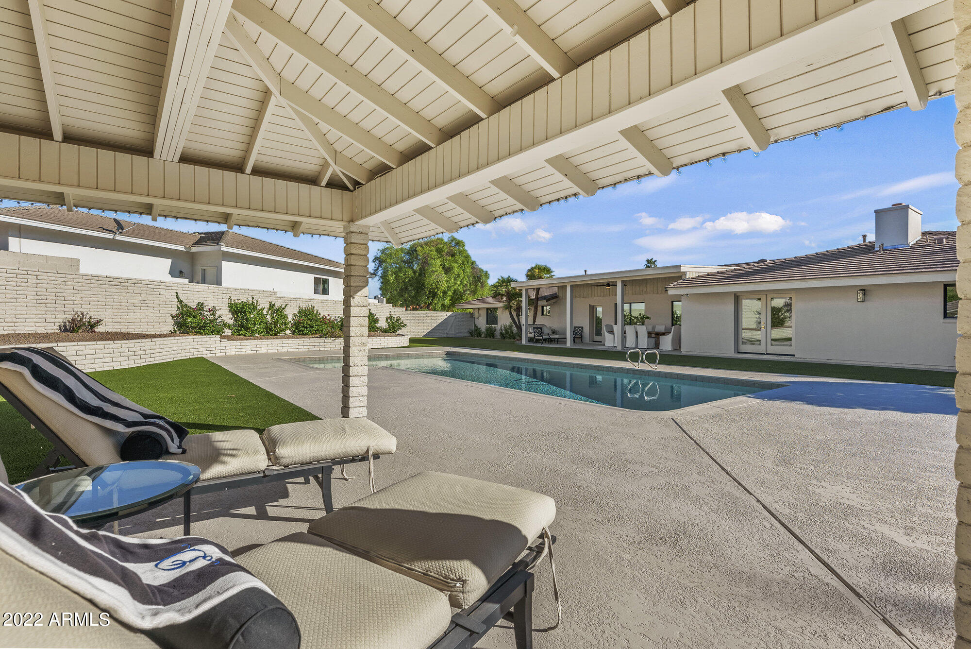 CAMELBACK SIERRA - Residential