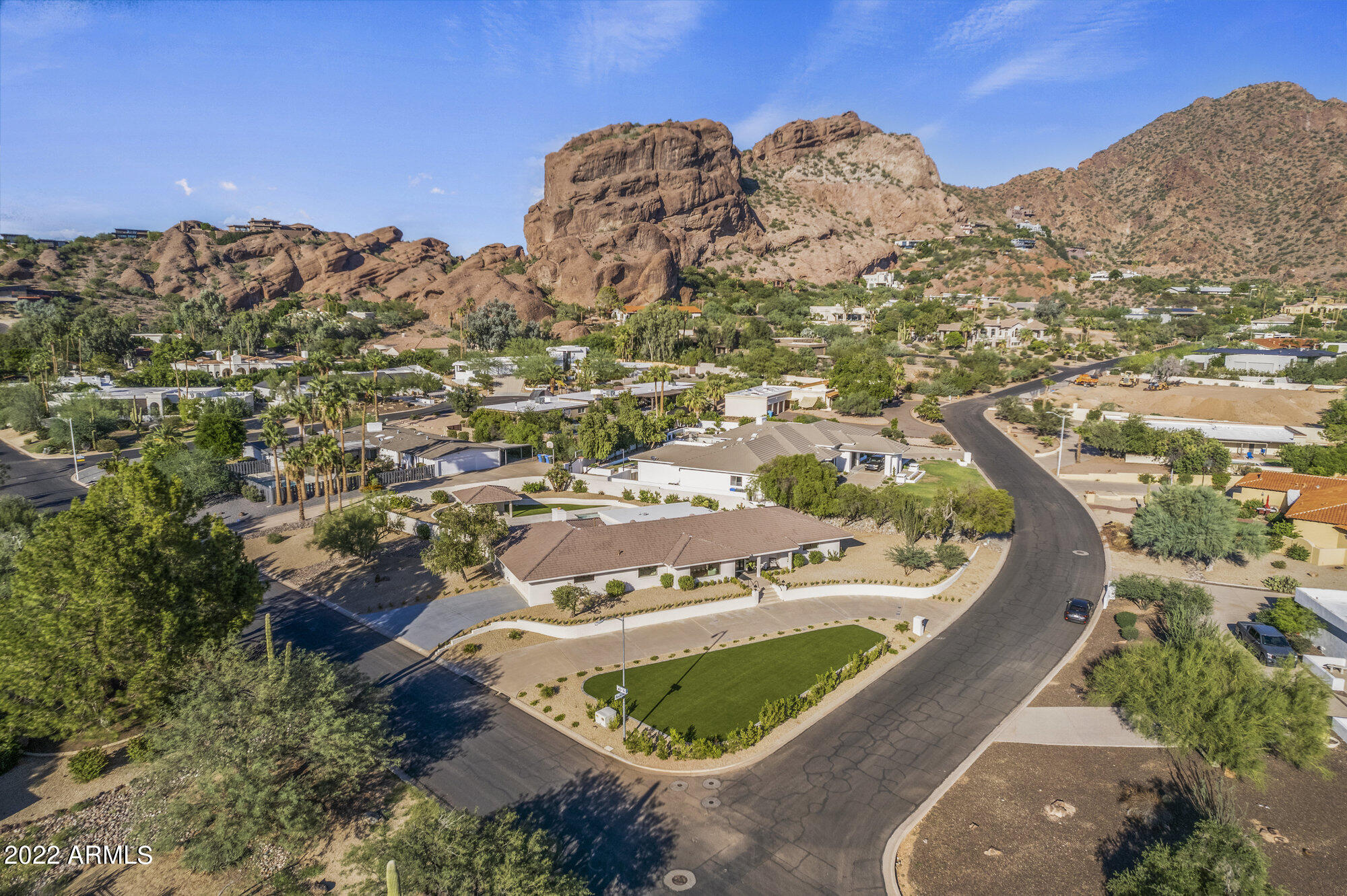 CAMELBACK SIERRA - Residential