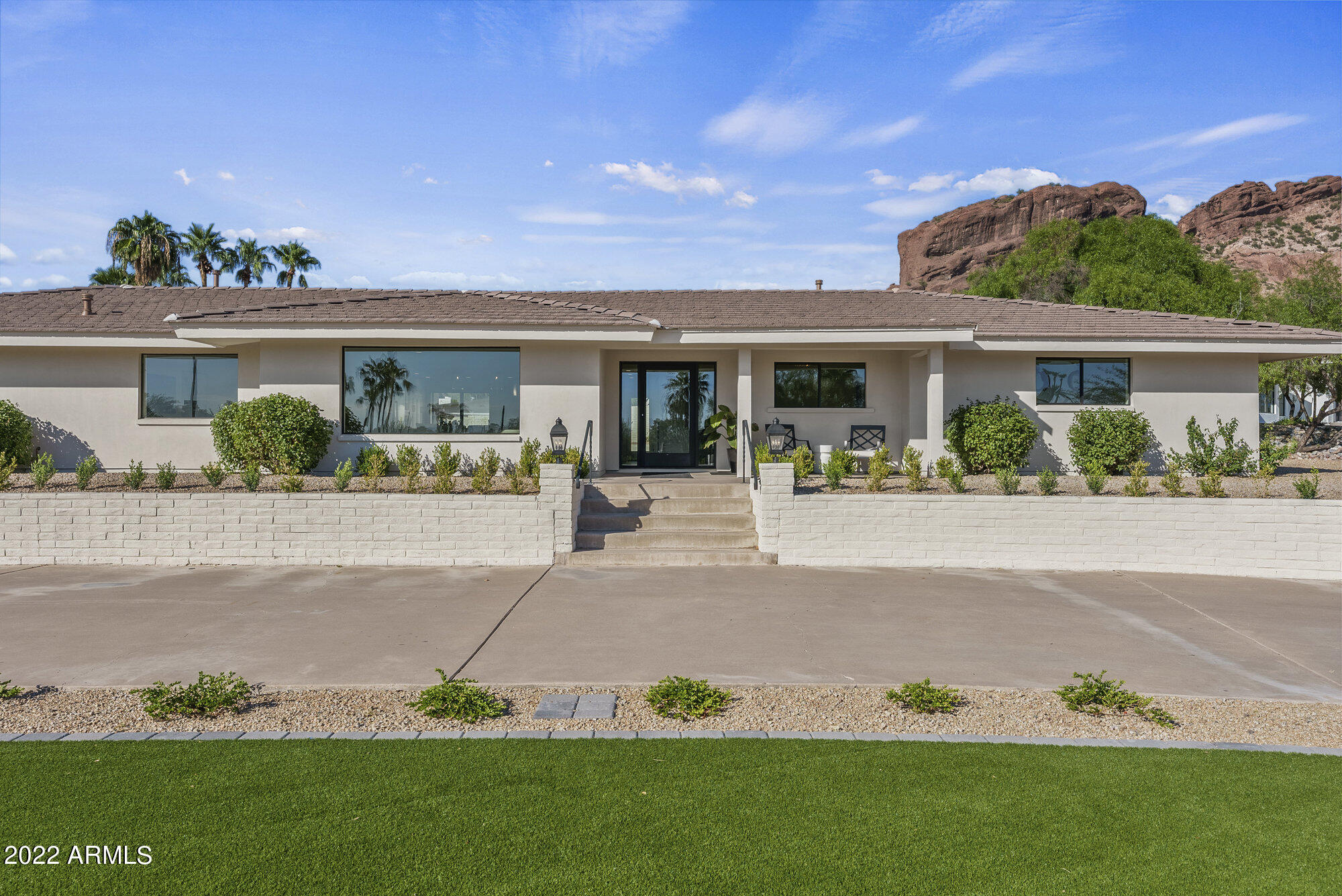 CAMELBACK SIERRA - Residential