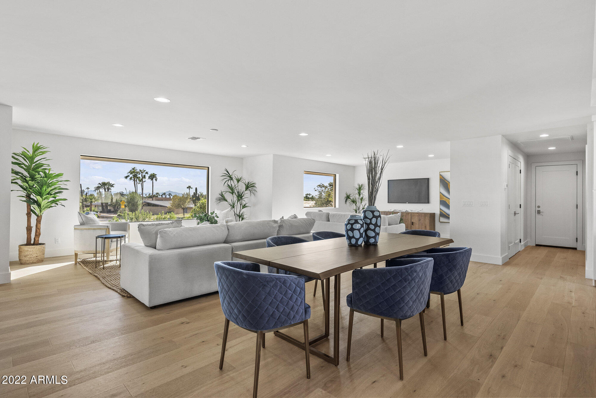 CAMELBACK SIERRA - Residential