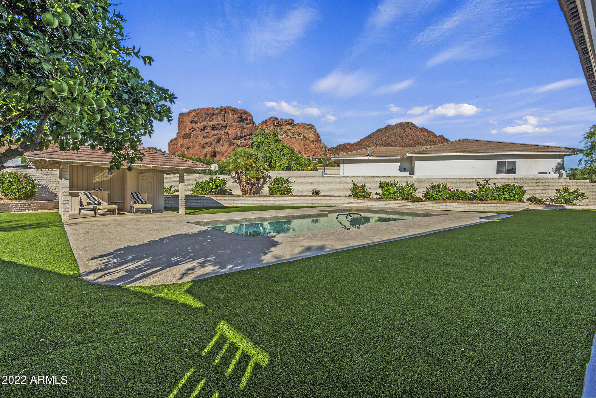 CAMELBACK SIERRA - Residential