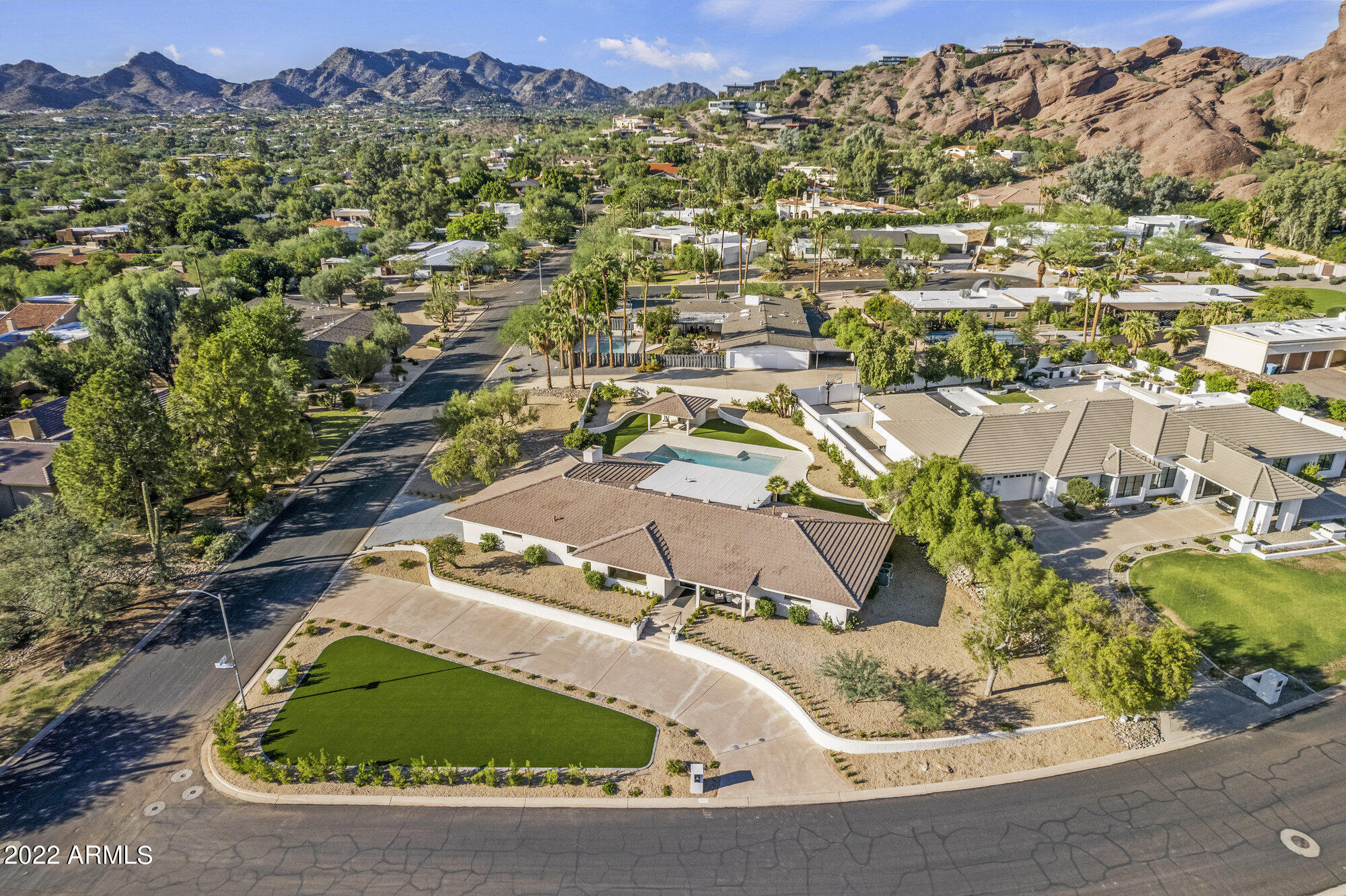 CAMELBACK SIERRA - Residential