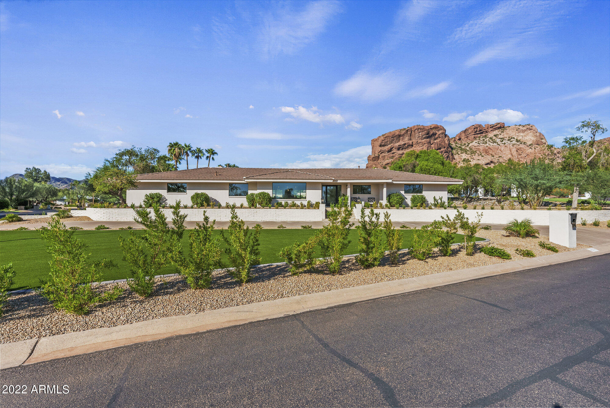 CAMELBACK SIERRA - Residential