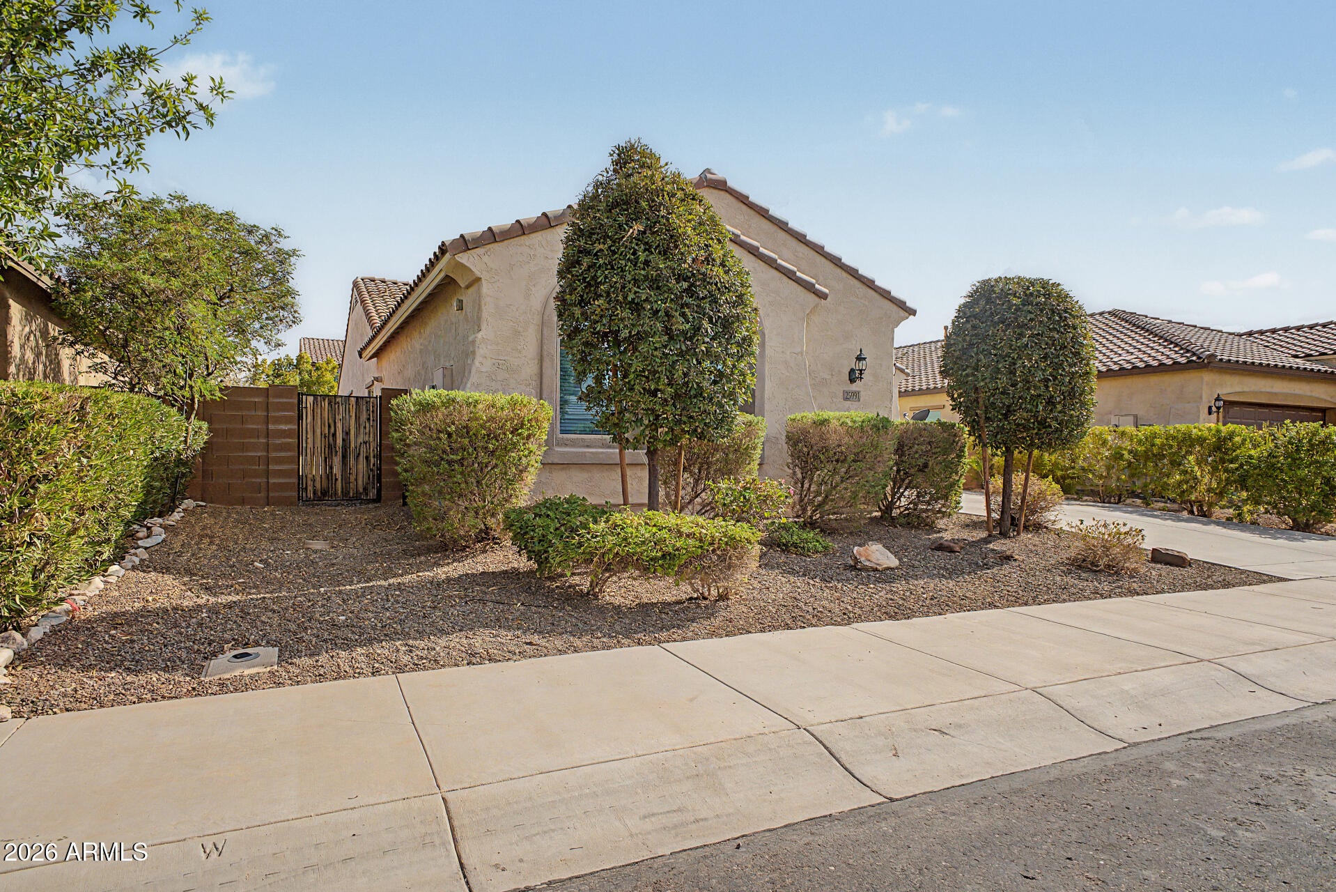 25991 W TONTO Lane