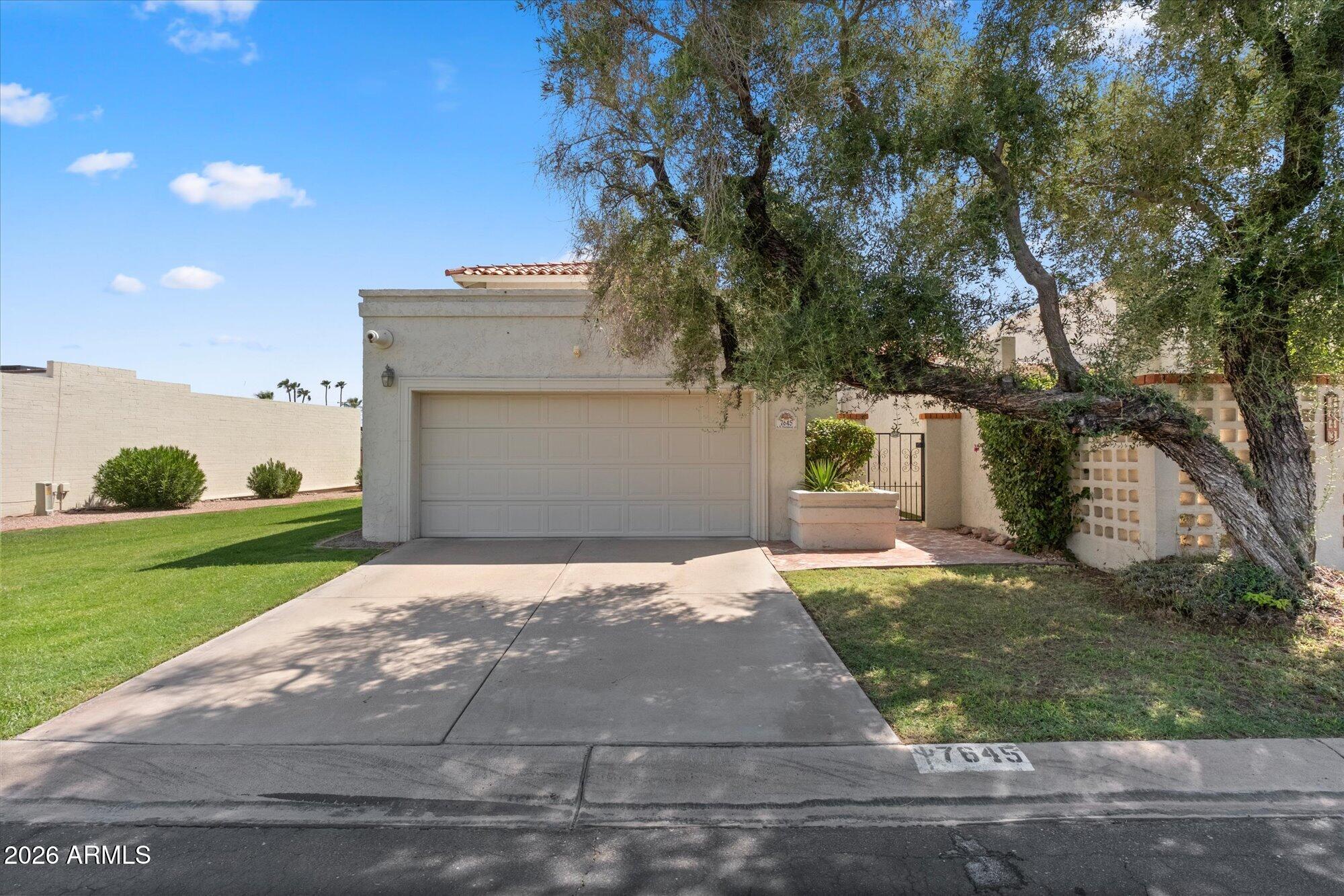 7645 E SANDALWOOD Drive