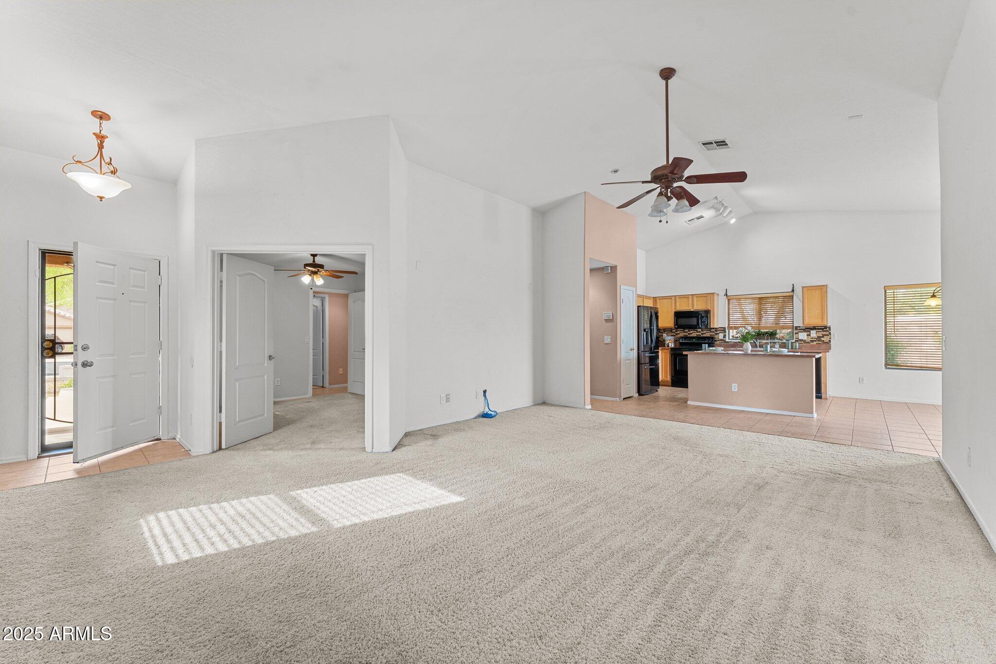 11405 W WINDSOR Avenue