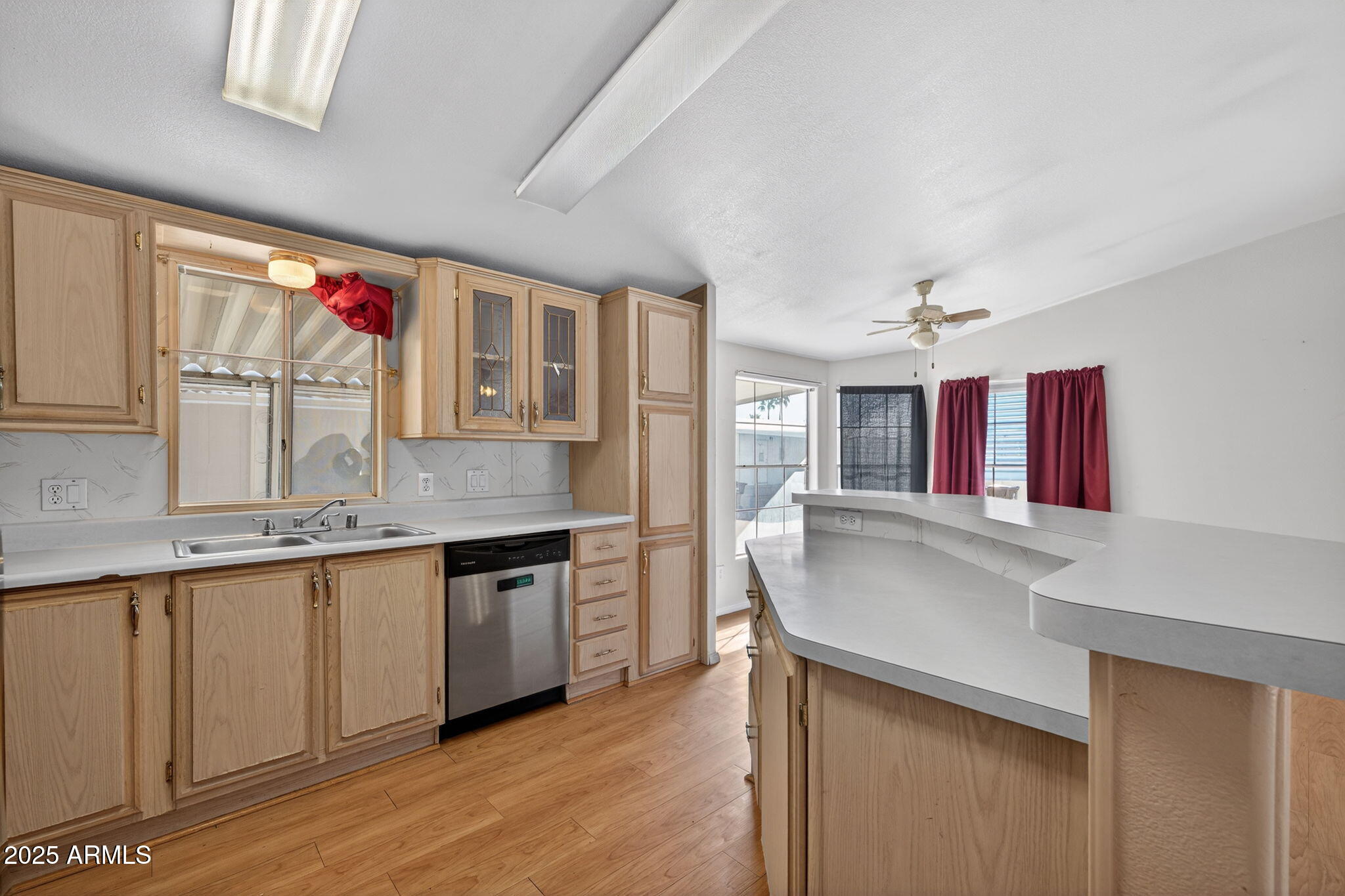 7810 W PEORIA Avenue 152