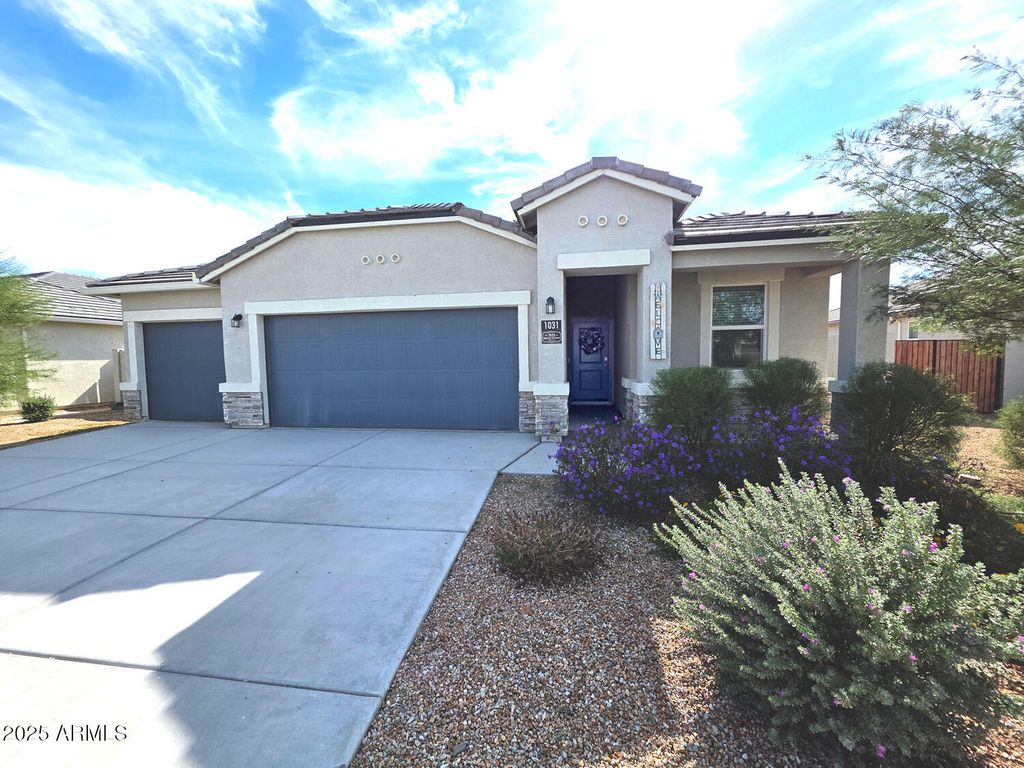 Photo of 1031 W Castle Court, Casa Grande, AZ 85122 (MLS # 6951646)