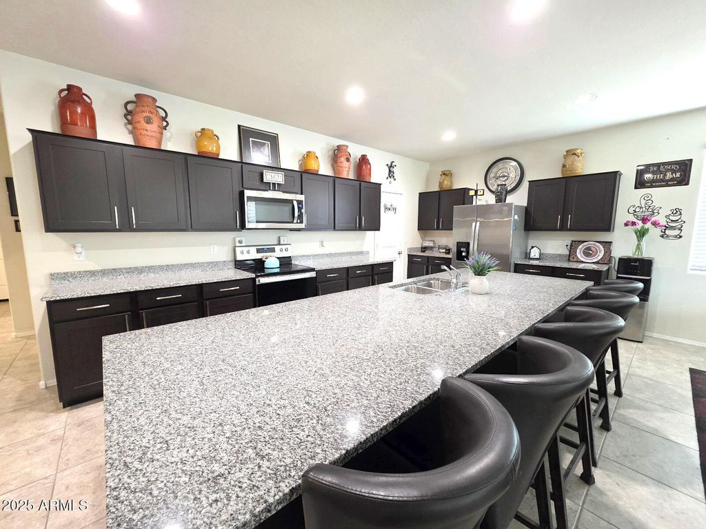 Photo of 1031 W Castle Court, Casa Grande, AZ 85122 (MLS # 6951646)