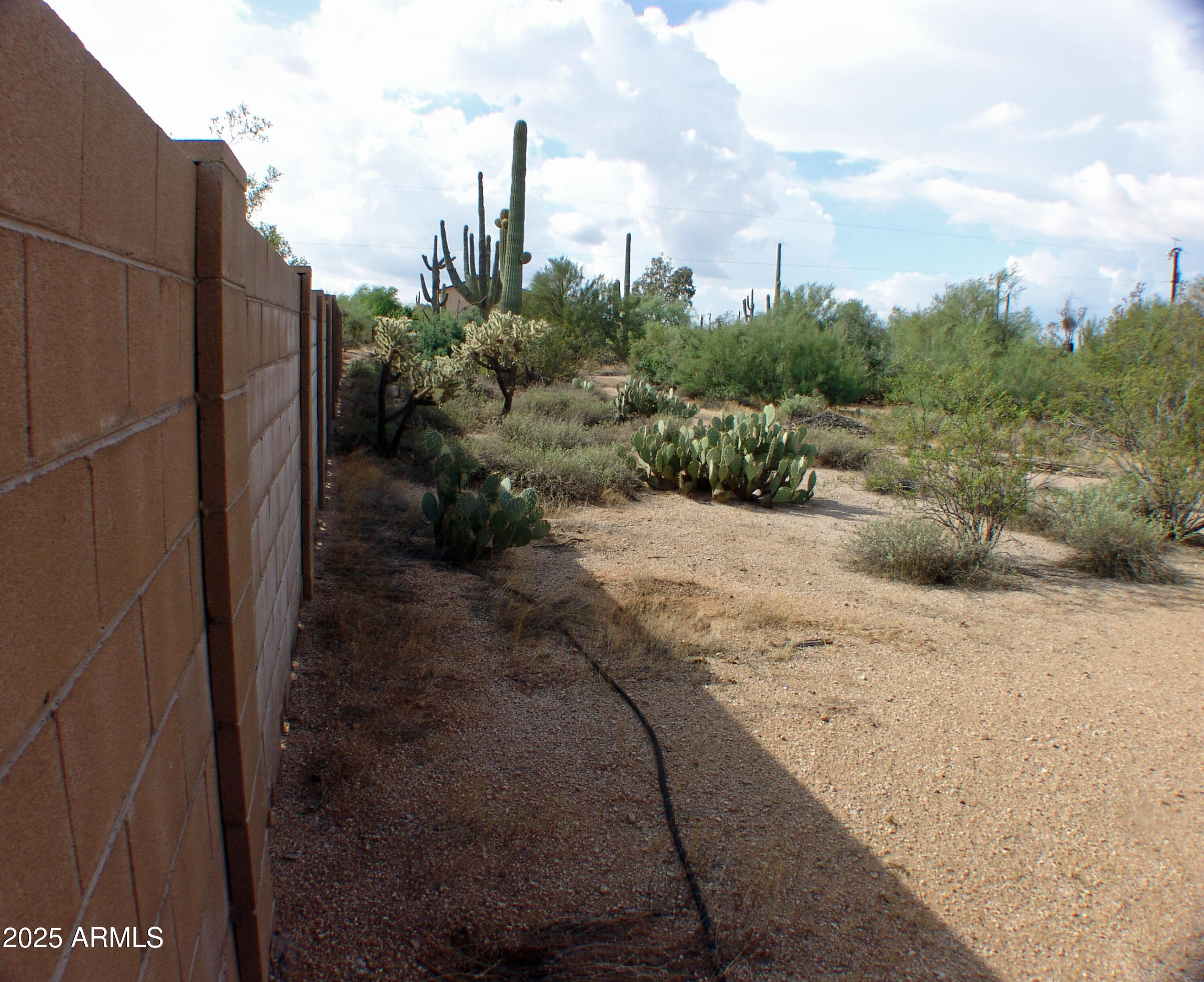 Cave Creek, Arizona, 85331, United States, 4 Bedrooms Bedrooms, ,5 BathroomsBathrooms,Residential,Active,2035558