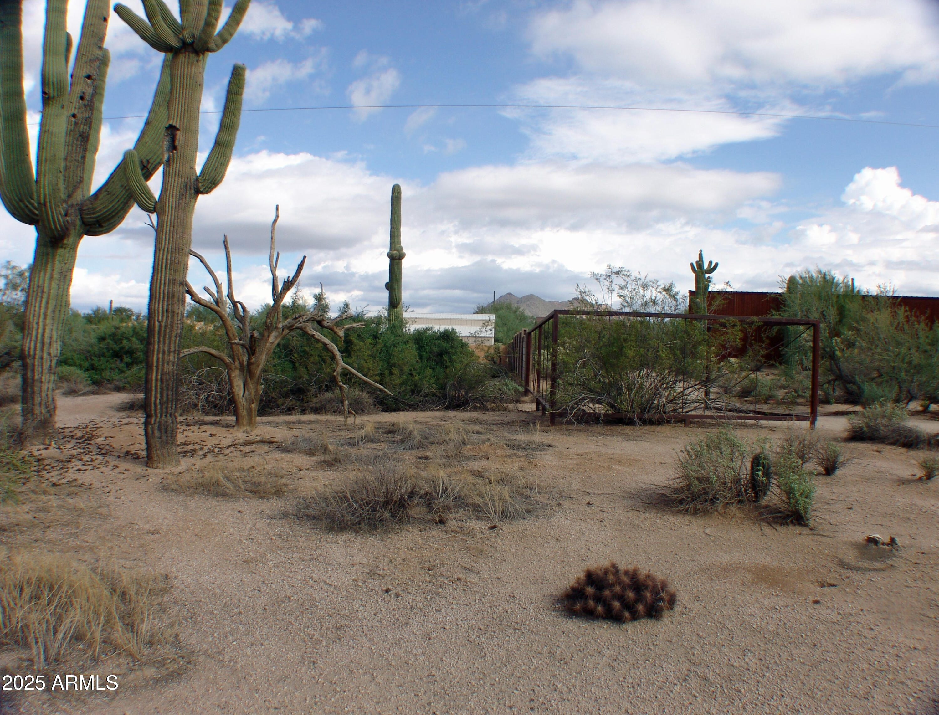 Cave Creek, Arizona, 85331, United States, 4 Bedrooms Bedrooms, ,5 BathroomsBathrooms,Residential,Active,2035558