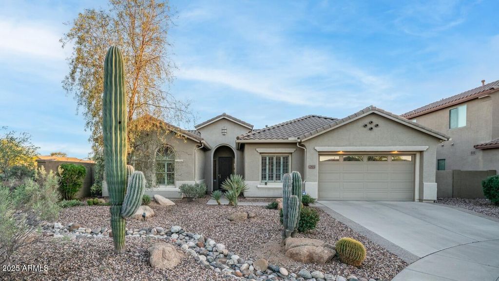 Photo of 2401 W Webster Court, Anthem, AZ 85086 (MLS # 6958019)