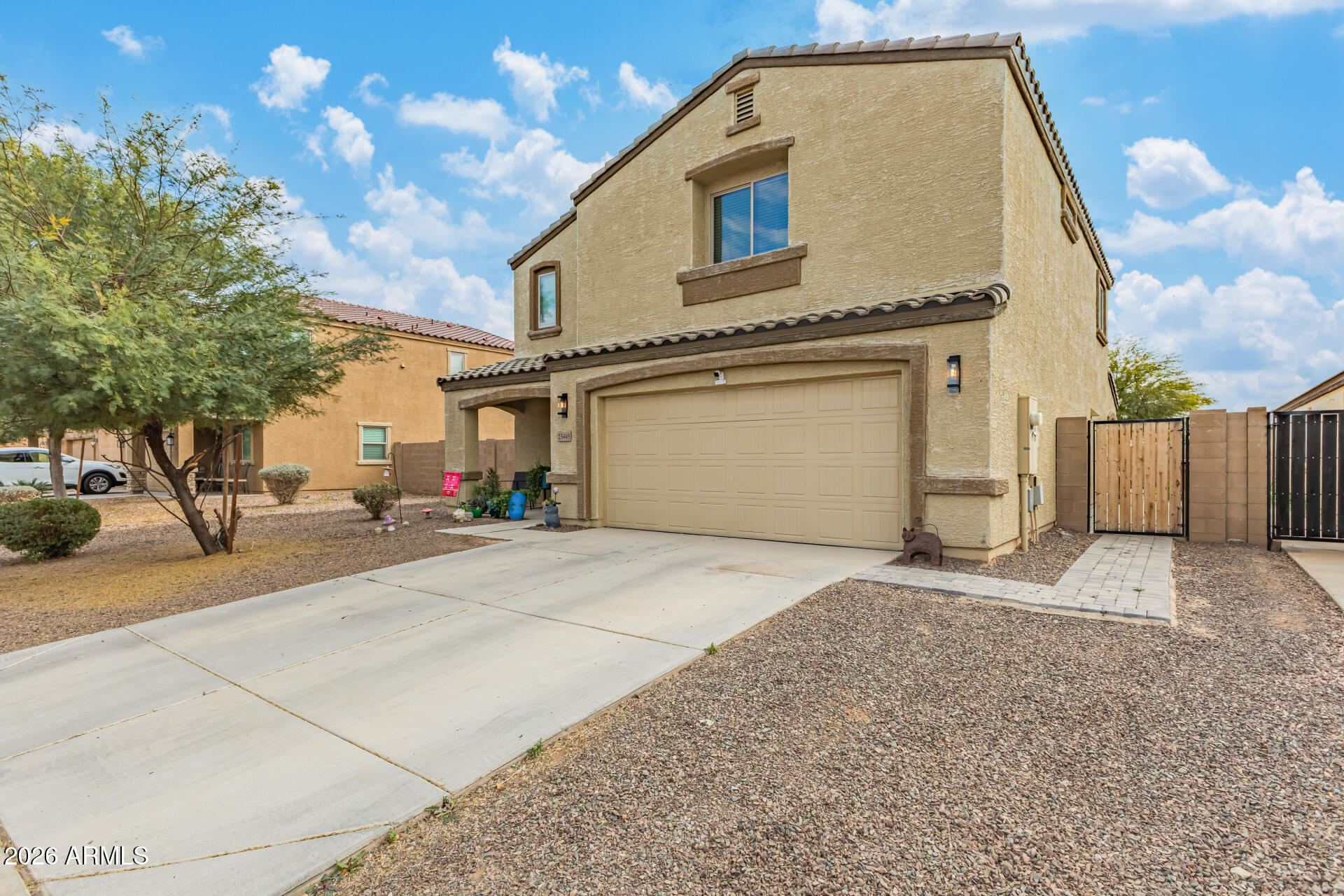 25445 W MAHONEY Avenue