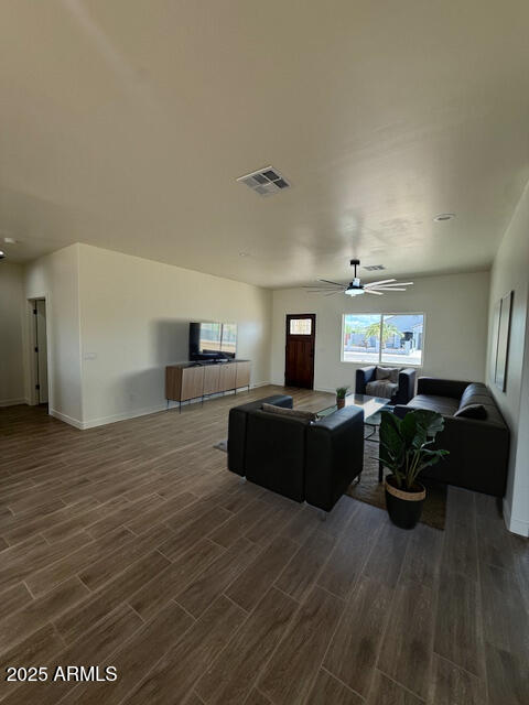 12178 W LOBO Drive