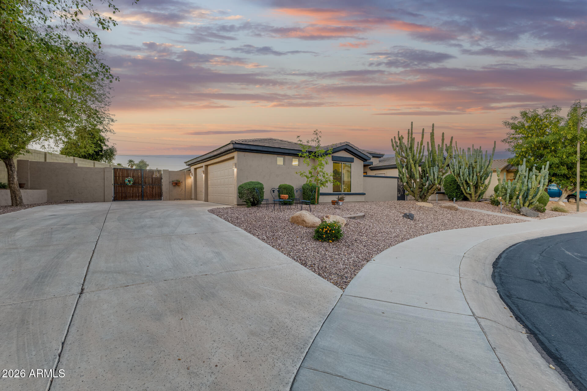 14688 W WINDWARD Avenue