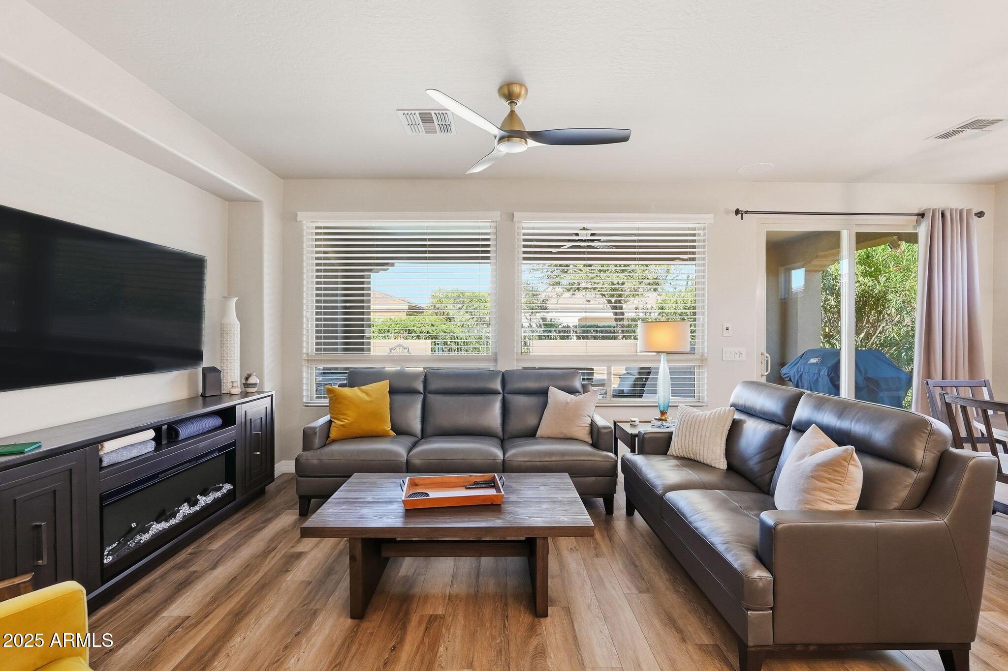 1522 E AMARANTH Trail