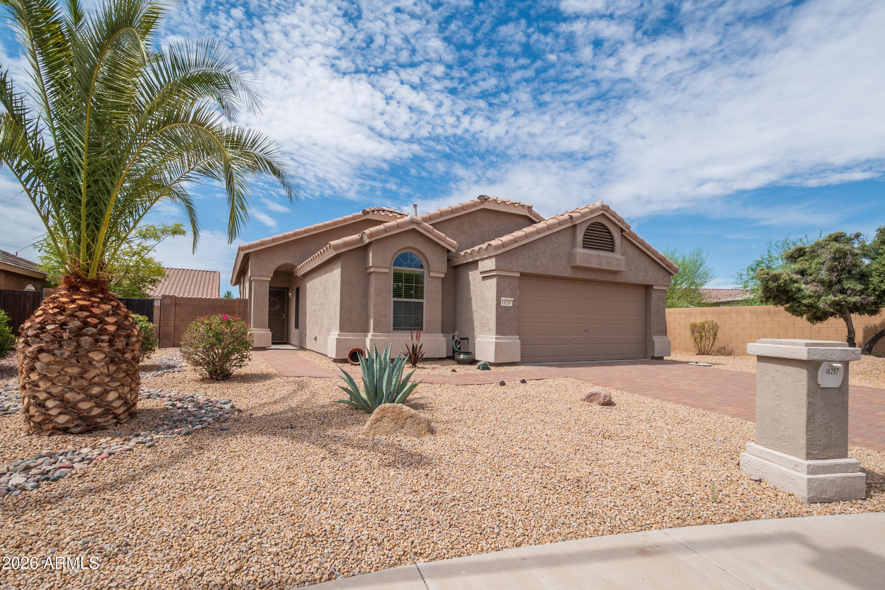 18297 W SPENCER Drive